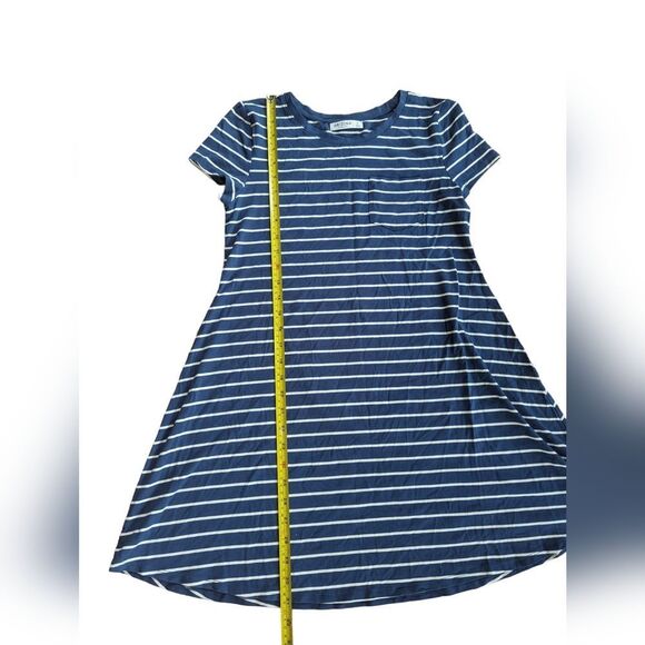 🛍️Arizona Jean Co. Blue & White Striped Knee Length Short Sleeve Dr… - Picture 4 of 5